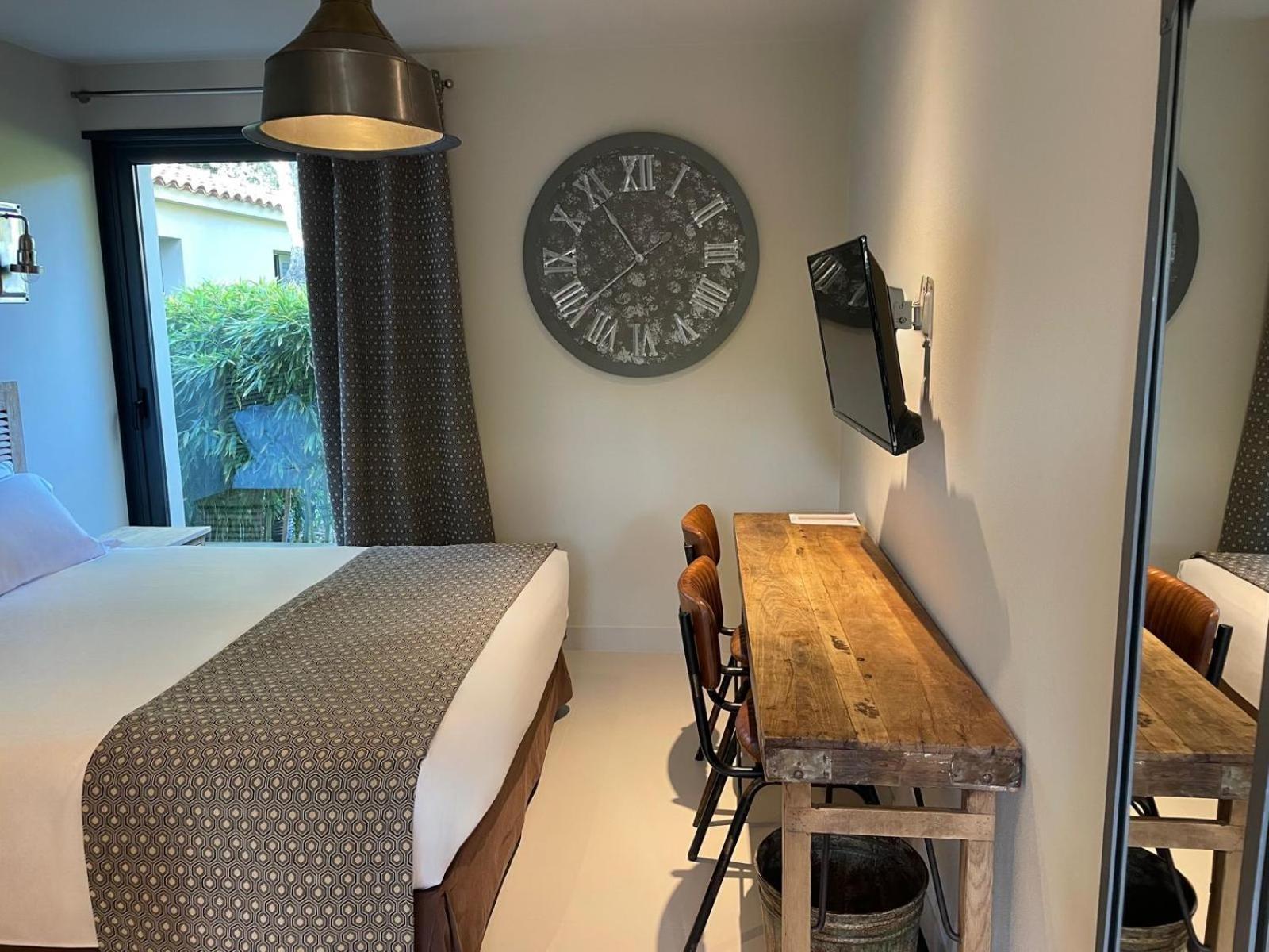 Hotel E Tre Stelle Bonifacio  Εξωτερικό φωτογραφία